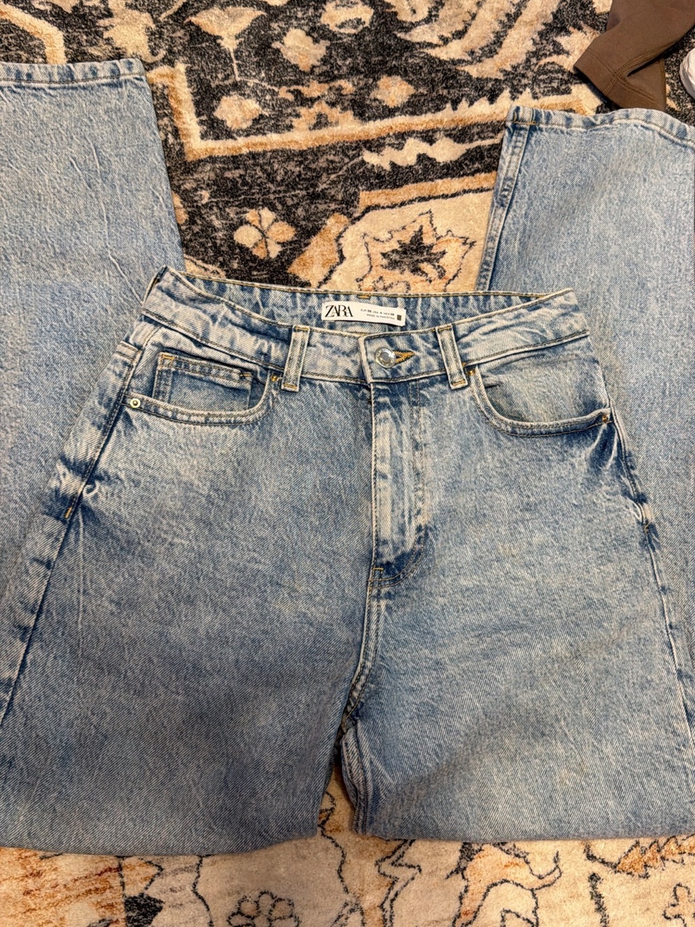 Zara Jeans